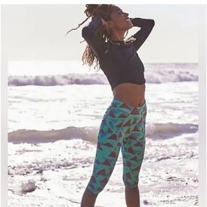 Free PeopleMovement Make Way Geometric Cropped Legging new without tag size s